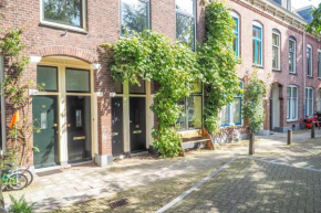 Your Space in Utrecht, private room with all facilities, living among the locals